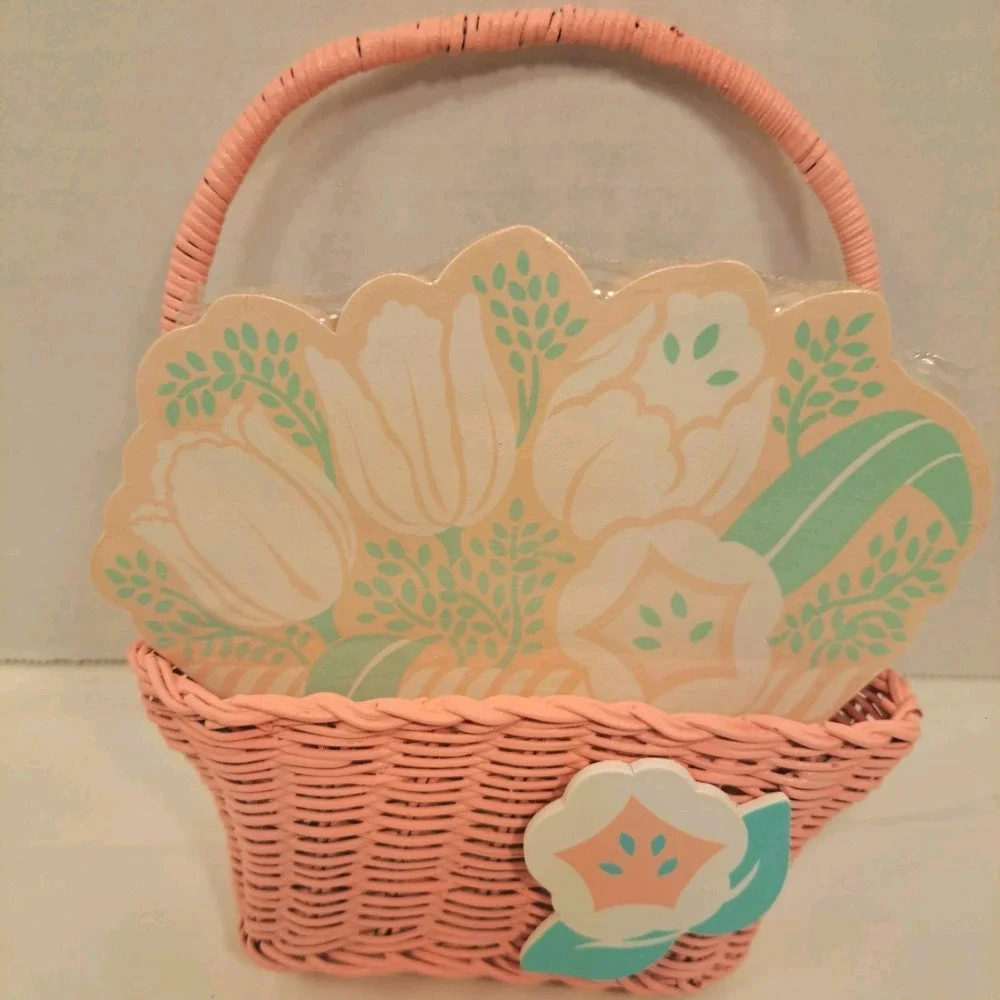 Vintage Avon Spring Notes Pink Wicker Basket Notepaper Holder NEW